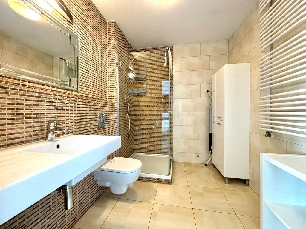 2 POZIOMOWY APARTAMENT 61 MKW, 200 M OD PLAŻY