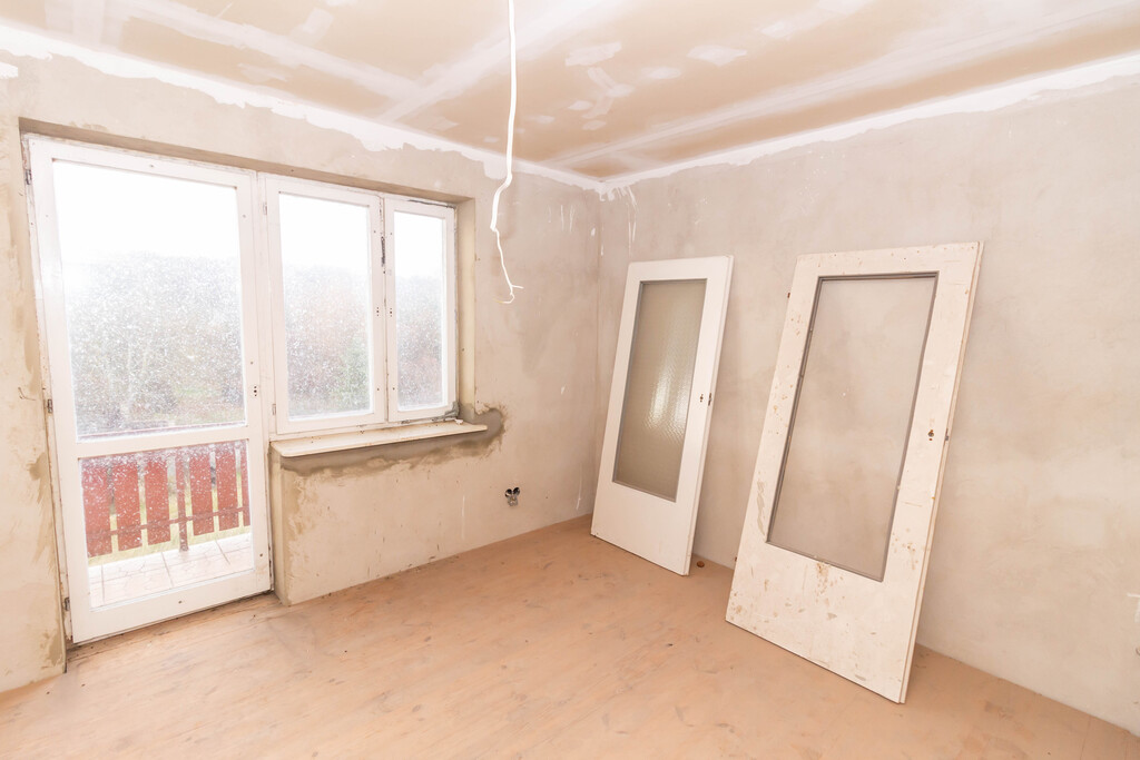 Dom 260m2, z dużym warsztatem, własny staw, 5300m2