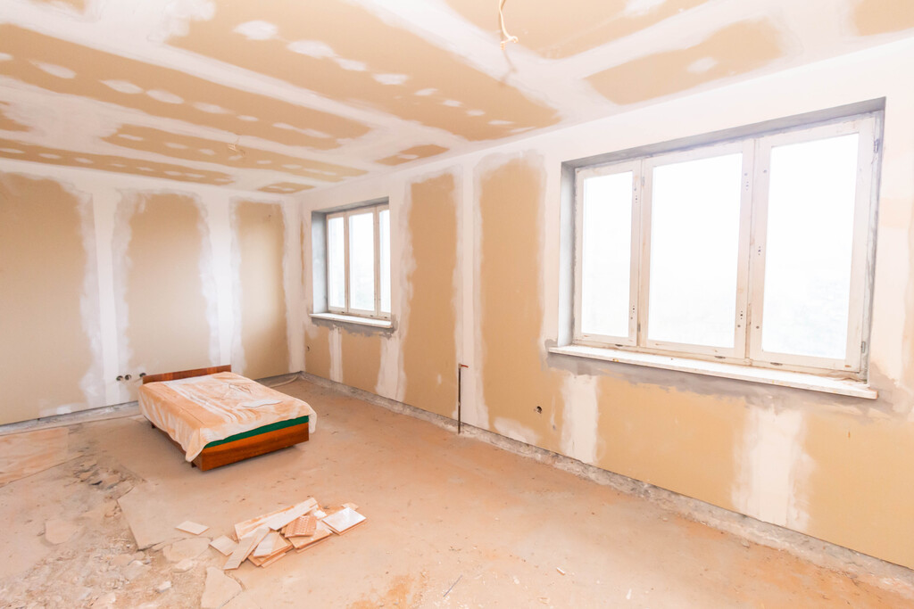 Dom 260m2, z dużym warsztatem, własny staw, 5300m2
