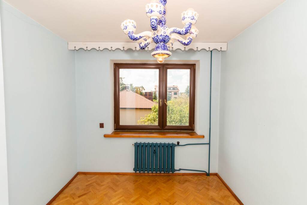 Dom 182m2 + 2 garaże, działka 339m2 ul. Rodzinna