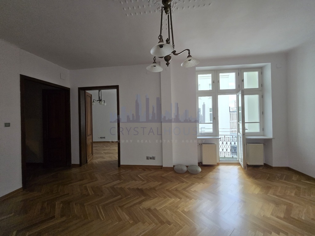 Hala Koszyki apartament w zabytkowej kamienicy