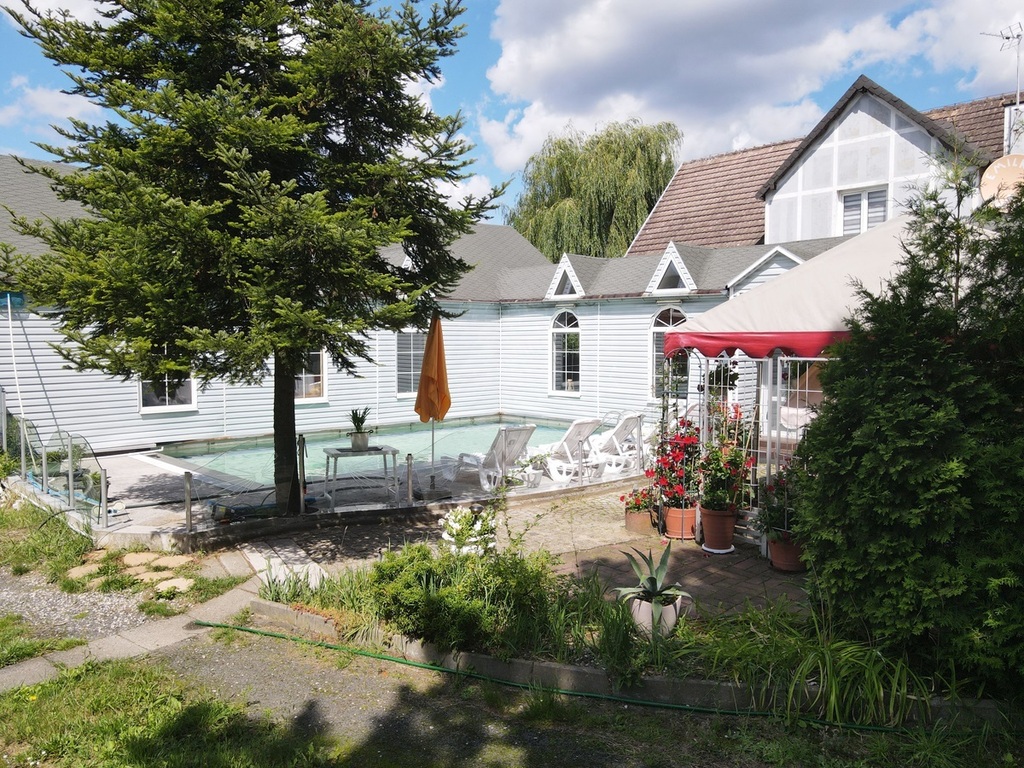 Sprzedaż Obiekt Rekreacyjno Restauracyjny Brynica