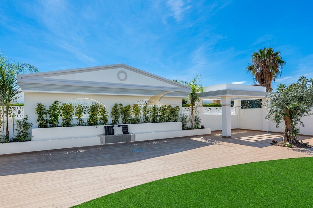 Apartament z ogrodem i basenem w Ciudad Quesada