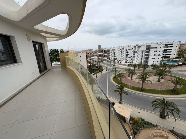 Penthouse z obszernym tarasem Alicante okolice