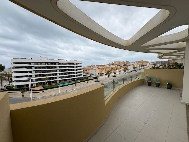 Penthouse z obszernym tarasem Alicante okolice
