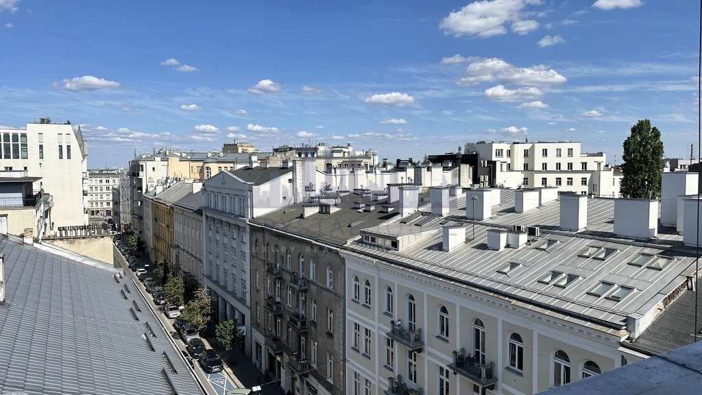 Przestronne Biuro na Wynajem – Krucza, Warszawa
