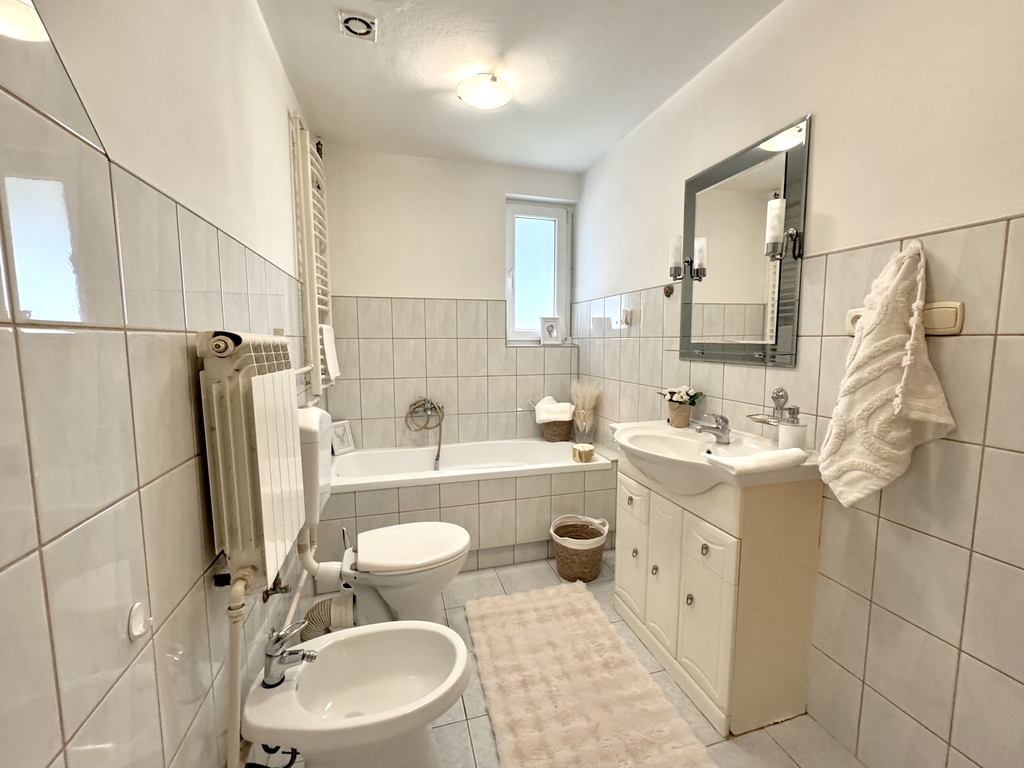 Dom z działką 1,21 ha - rezerwacja