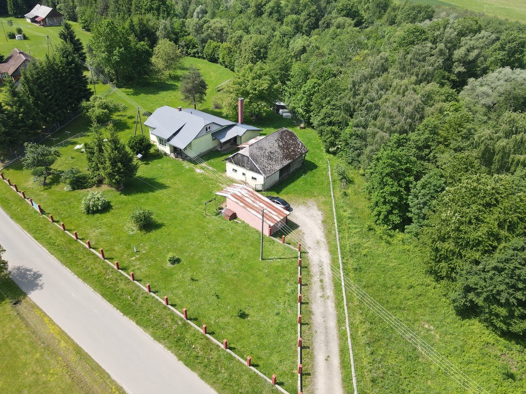 Dom z działką 1,21 ha - rezerwacja