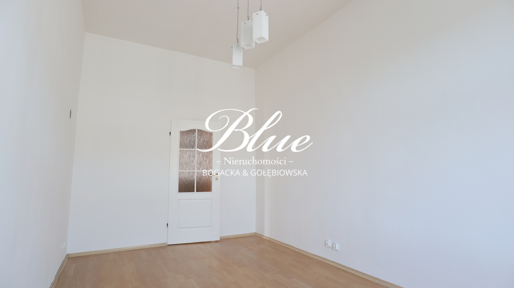Unikalna oferta — stylowe 4 pokoje z kominkiem