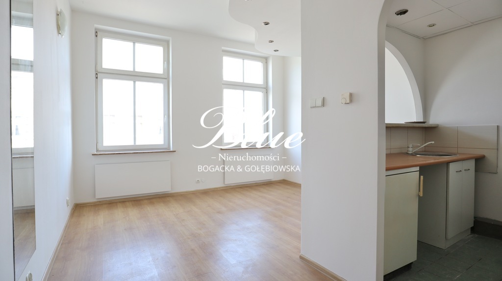 Unikalna oferta — stylowe 4 pokoje z kominkiem