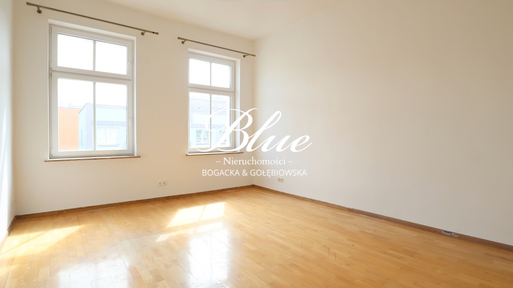 Unikalna oferta — stylowe 4 pokoje z kominkiem