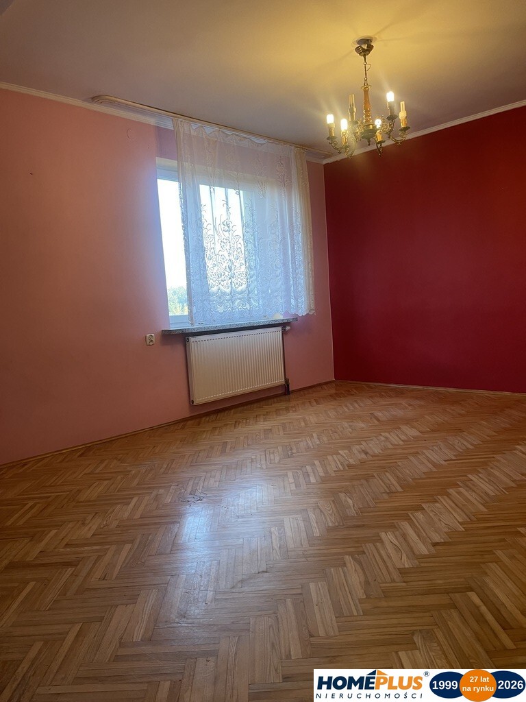 Przestronny dom 300 m², 9 pokoi, działka 800 m²