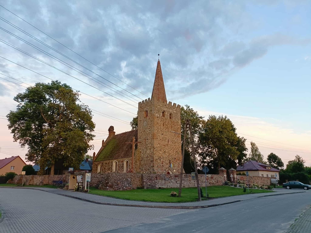 Twój wymarzony kawałek natury w Kłodowie - 1800 m²