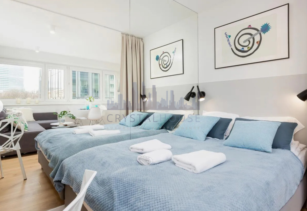 Elegancko Wyposażony Apartament w Ścisłym Centrum