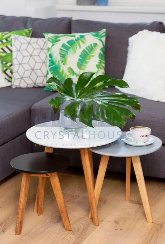 Elegancko Wyposażony Apartament w Ścisłym Centrum