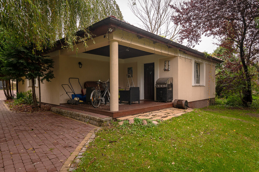 Biuro z garażem, gotowe od zaraz
