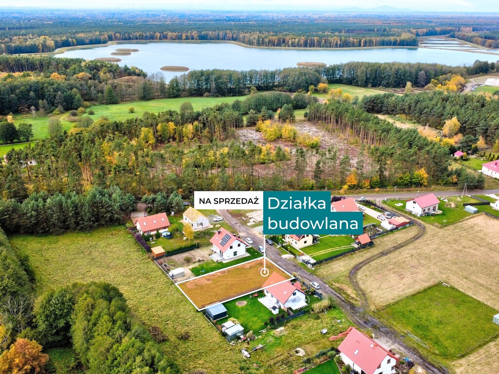 Działka budowlana 787 m² w Nowym Dworze