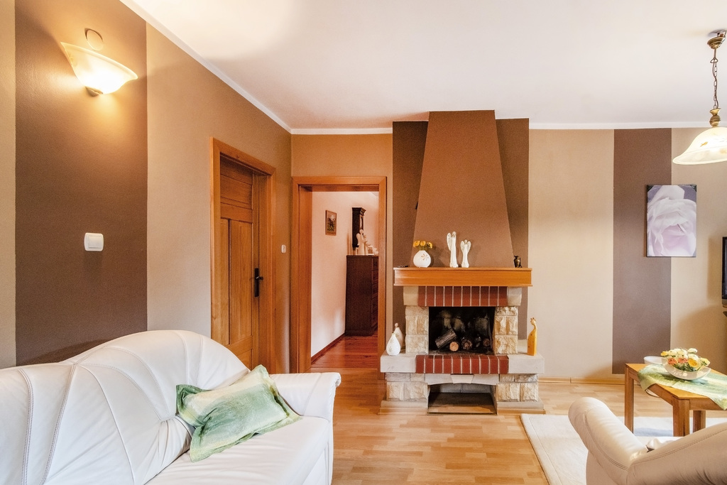 Dom 160m² z dębową podłogą i pięknym ogrodem
