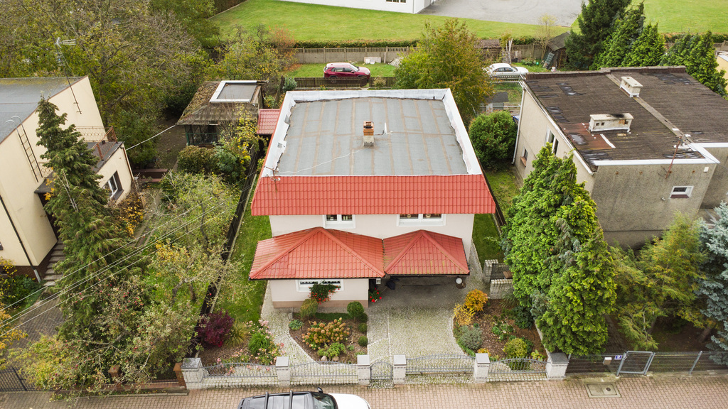 Dom 160m² z dębową podłogą i pięknym ogrodem