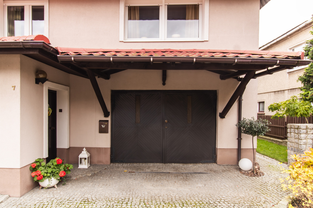 Dom 160m² z dębową podłogą i pięknym ogrodem