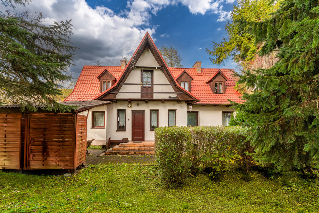 Dom przy Dolinie Kobylańskiej, 15 arów