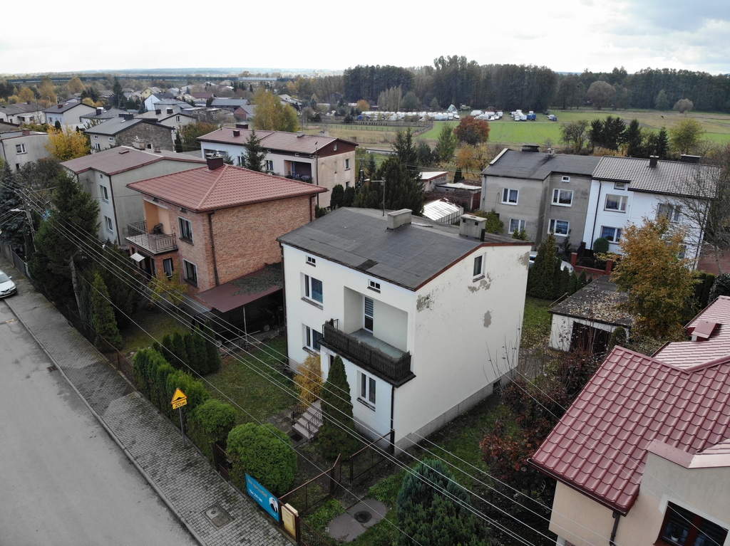 Najrozsądniejsza opcja w Opocznie - dom os. Trąbki