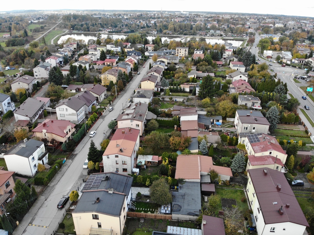 Najrozsądniejsza opcja w Opocznie - dom os. Trąbki