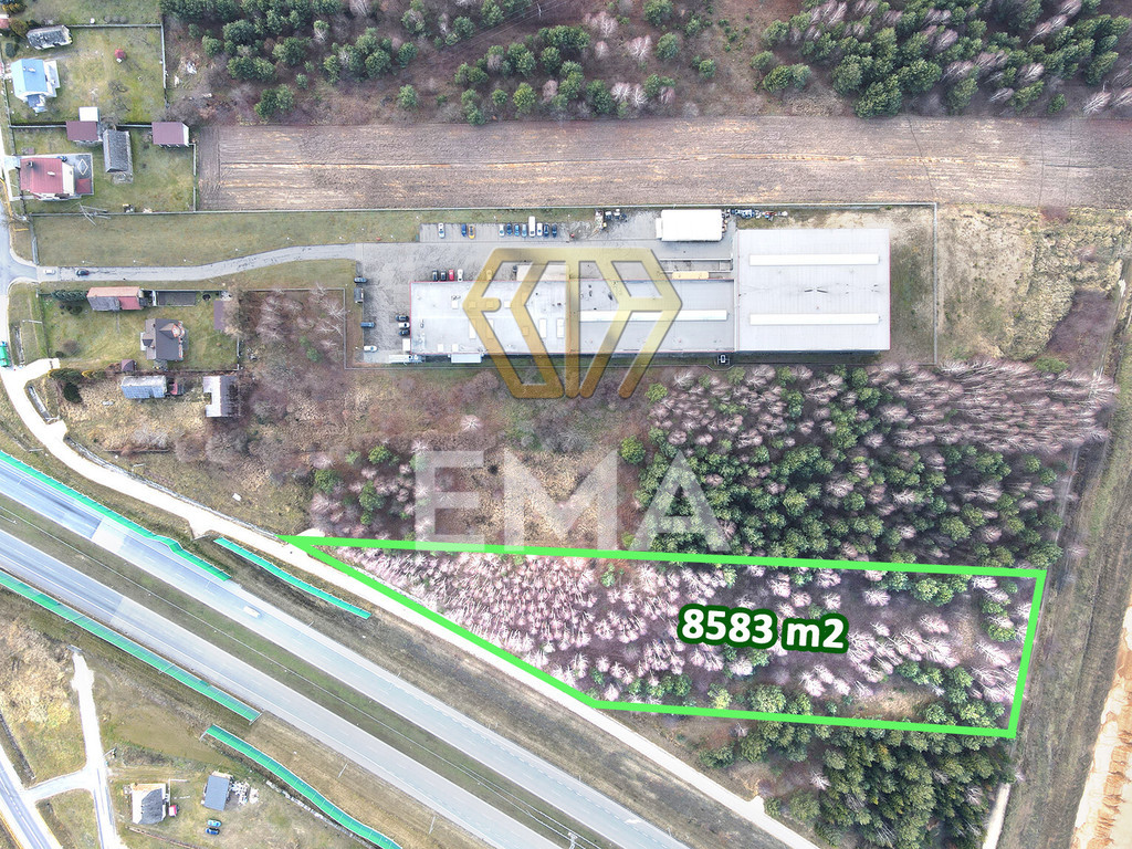 Działka na sprzedaż blisko autostrady Szarlejka