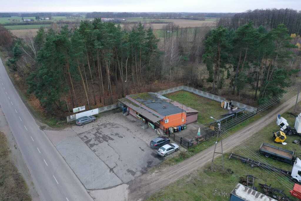 Budynek i dwie działki NASIELSK I pow. PUŁTUSKI