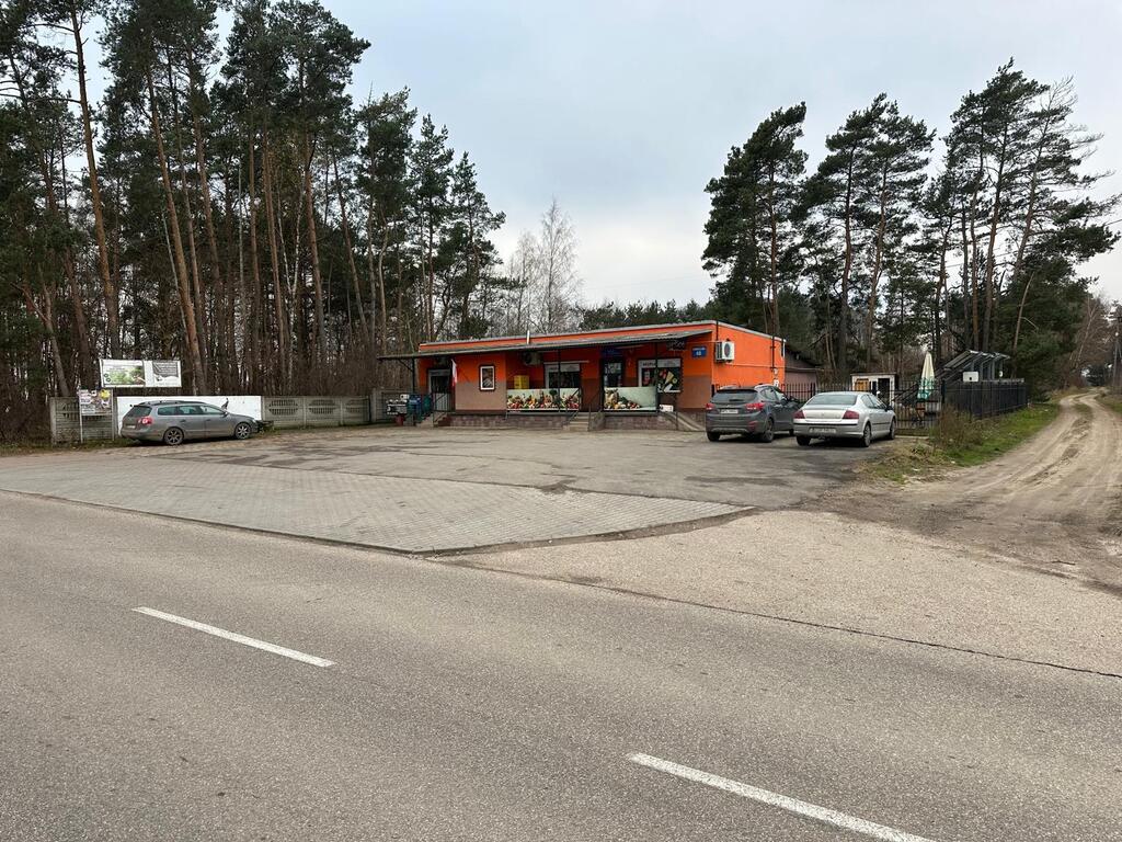 Budynek i dwie działki NASIELSK I pow. PUŁTUSKI