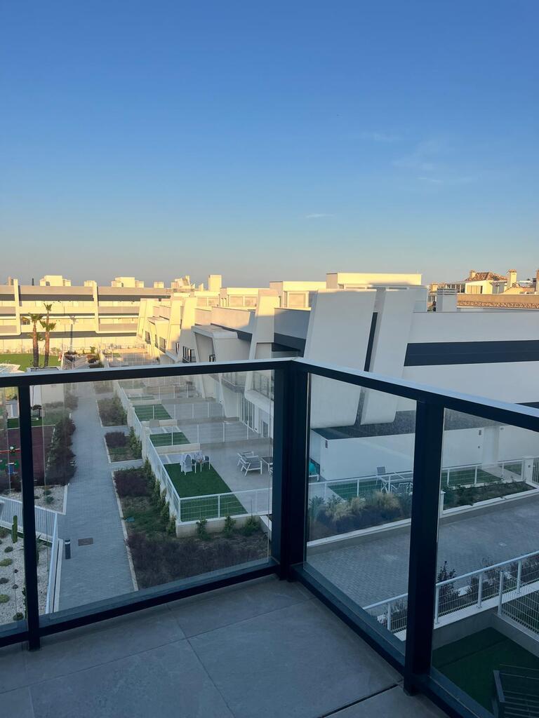 Nowy, gotowy i wyposażony penthouse w Gran Alacant