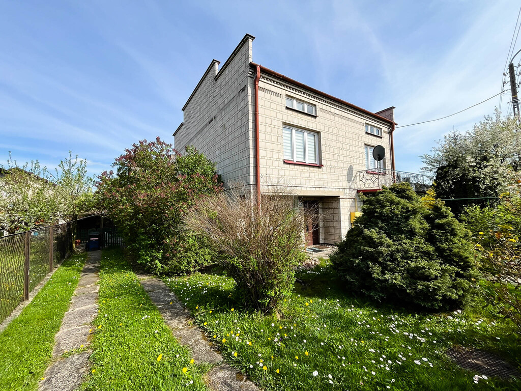 Dom 135m2 + garaż, działka 413m2 - ul. Kasztanowa
