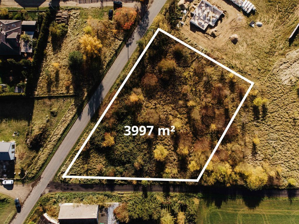 Działka z WZ w Chabowie - 3997 m²