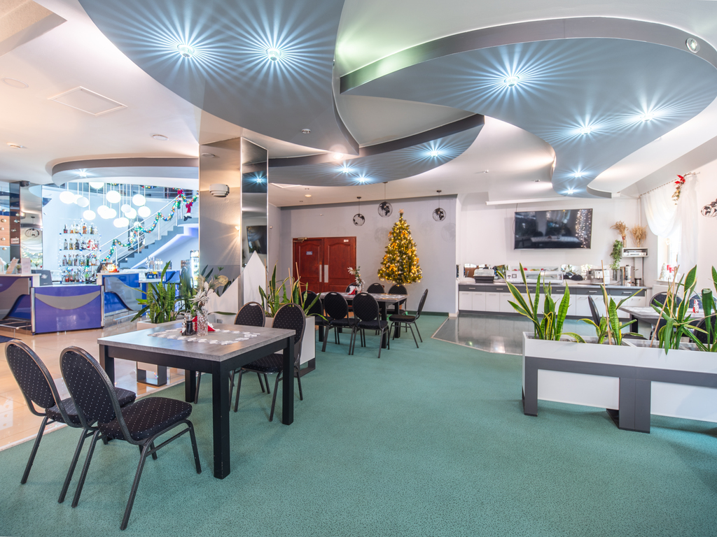 HOTEL + CENTRUM EVENTOWE | 36 POKOI | 80 MIEJSC