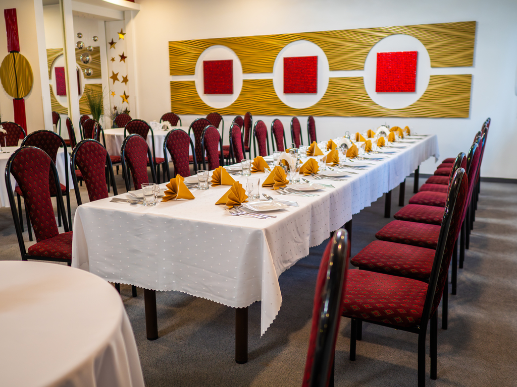 HOTEL + CENTRUM EVENTOWE | 36 POKOI | 80 MIEJSC