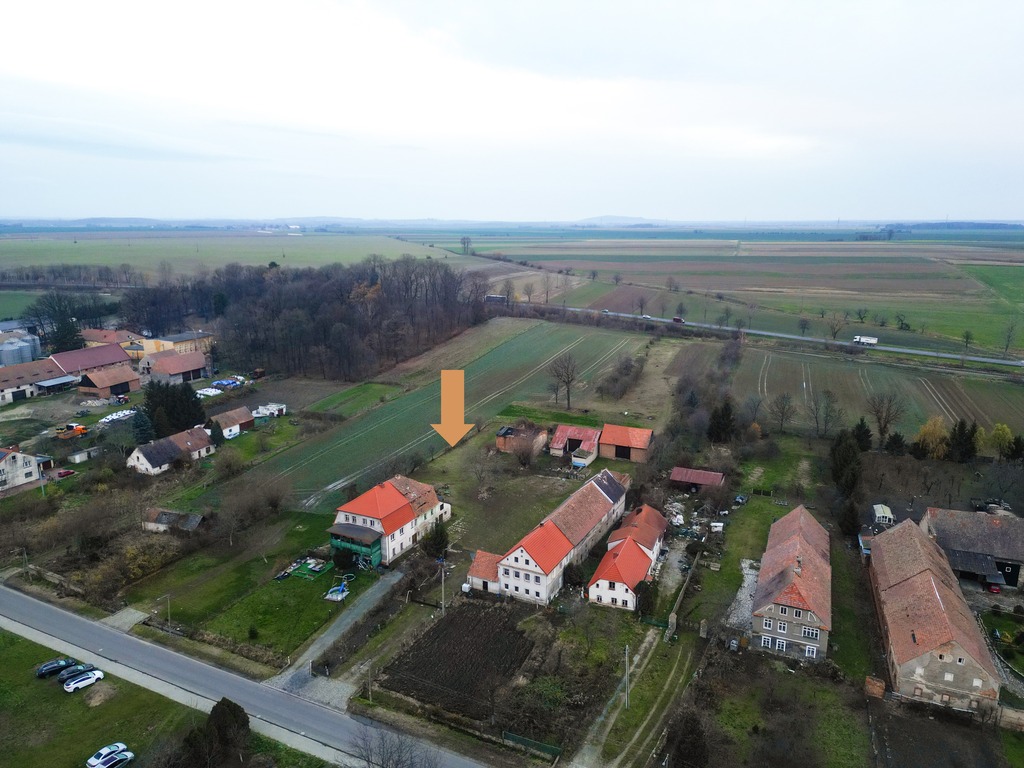 Duża działka 0,55ha +budynek gospodarczy 210m2