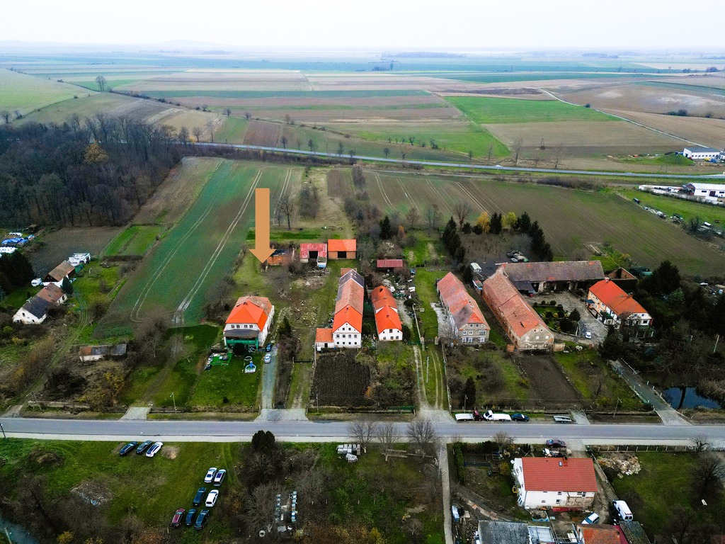 Duża działka 0,55ha +budynek gospodarczy 210m2