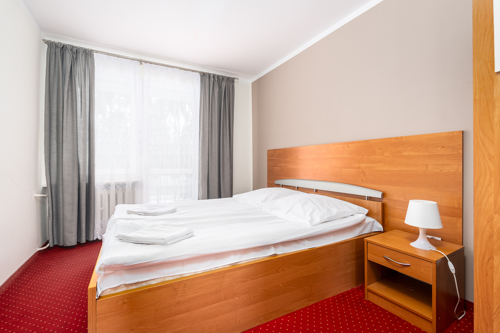 Motel „POLONUS” – Morzyczyn nad Jeziorem Miedwie