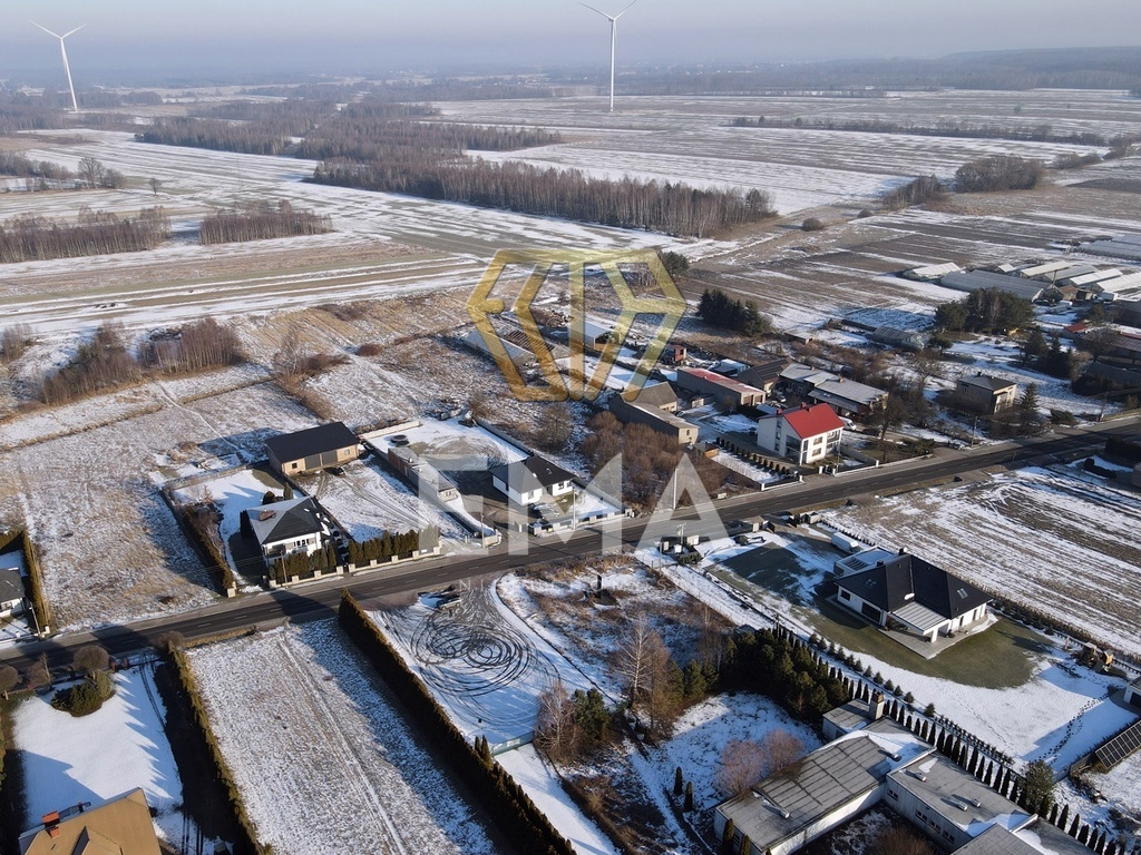 Działka bud.-usługowa – Kokawa