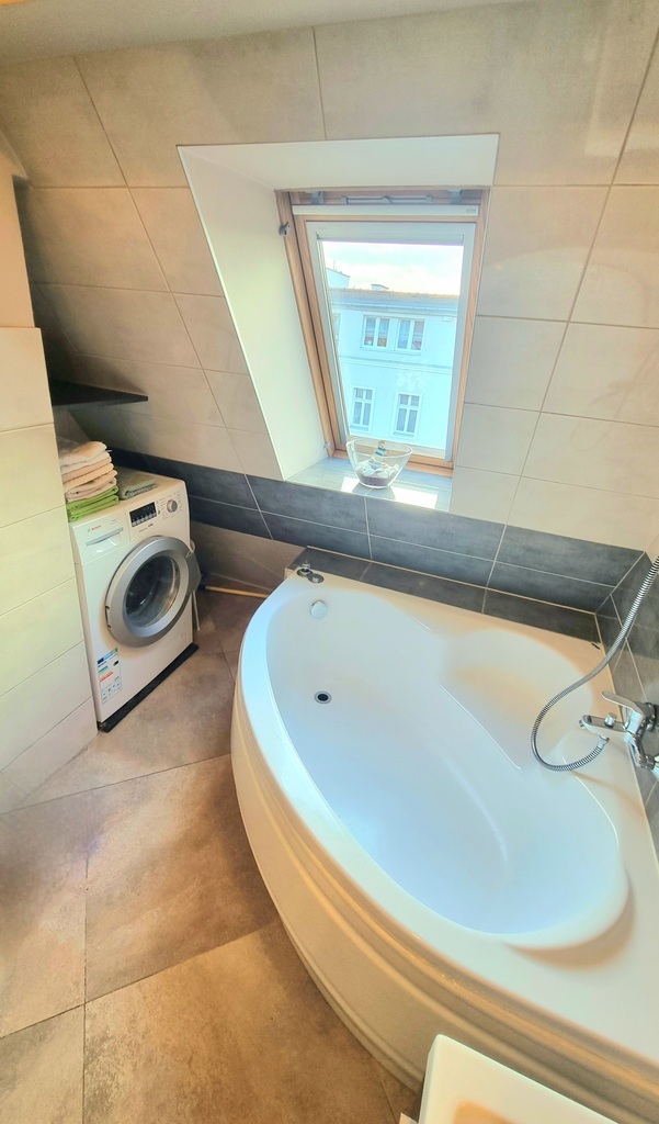 Apartament w odrestaurowanej kamienicy