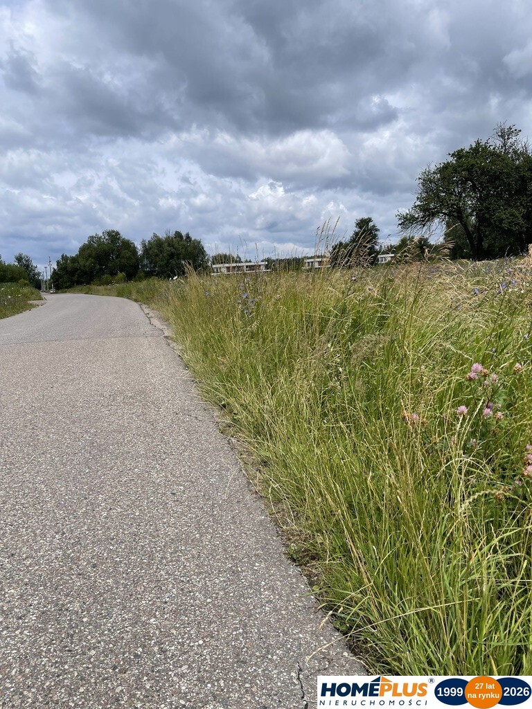 Działka przemysłowa 2270 m² z dojazdem asfaltowym