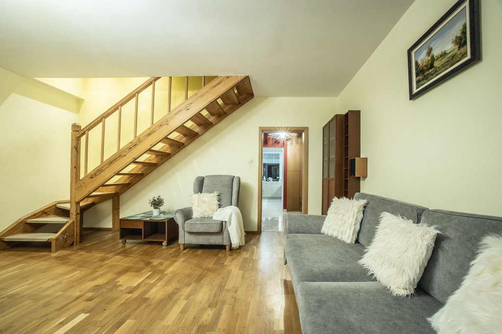 Przestrzeń jak dom | 93 m² | 2 poziomy