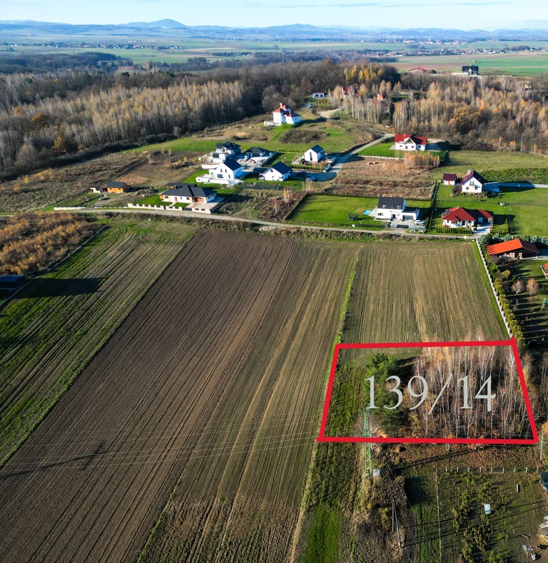 Duża działka 1536 m2 z mediami w drodze I Wierzbna