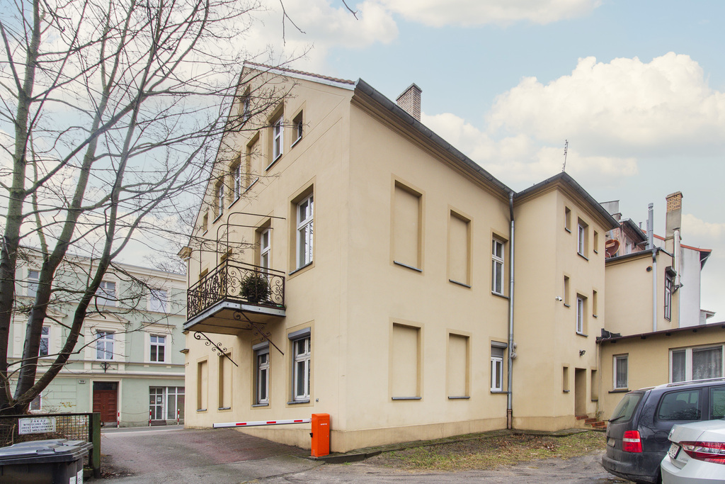 Mieszkanie po remoncie z parkingiem centrum