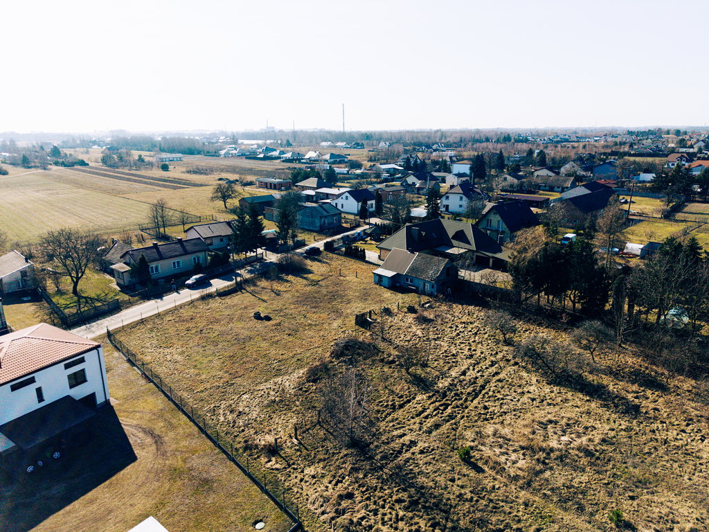 Działki , które czekają na Twoją historię