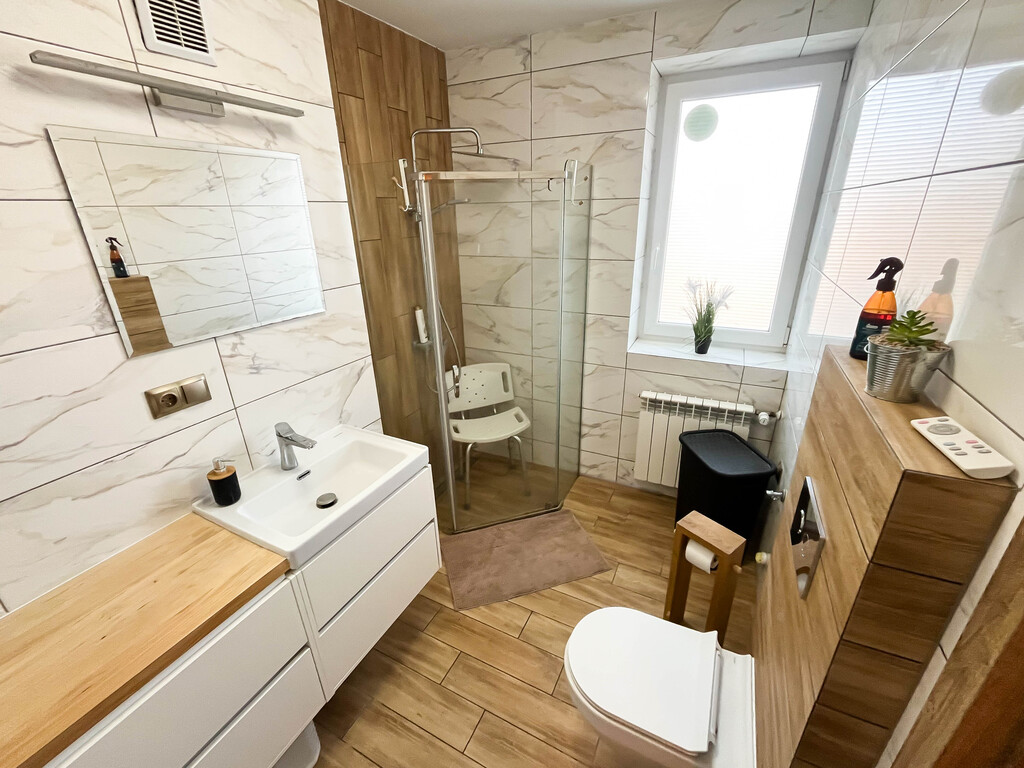 Dom przy mieście 130m2 działka 1400m2 Szewna