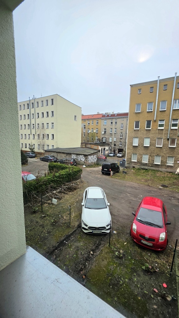 Odrestaurowana kamienica, 2 pok. I piętro