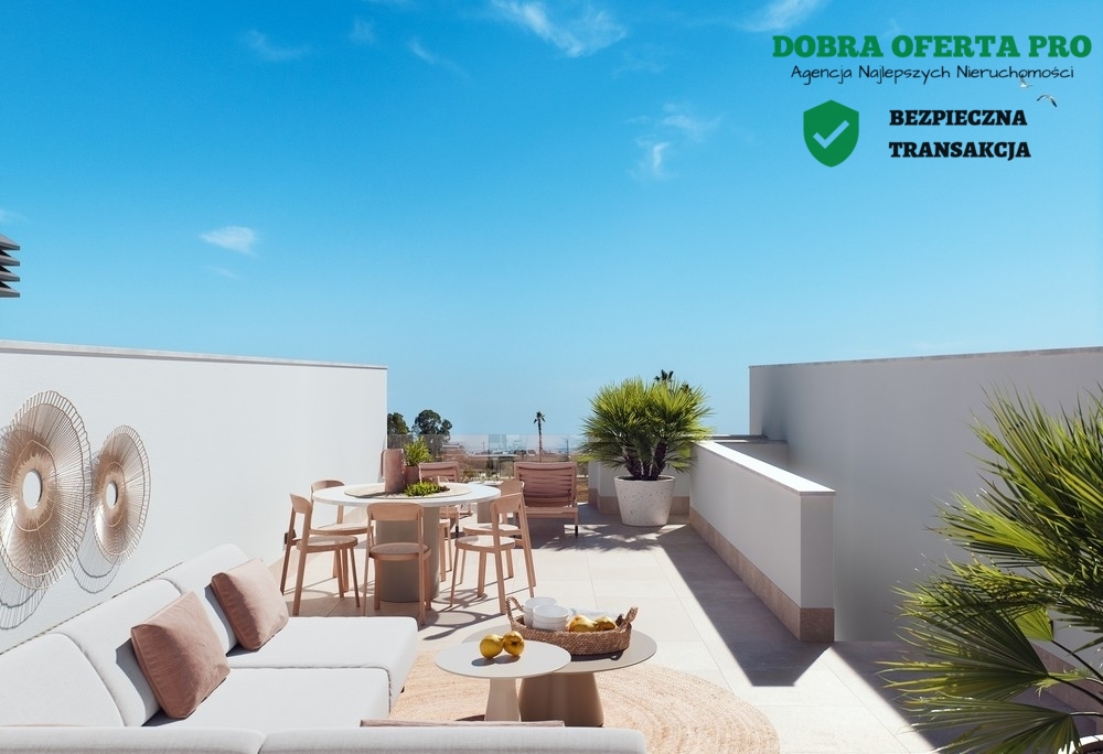 Dom z prywantym basenem i 50m2 tarasem!