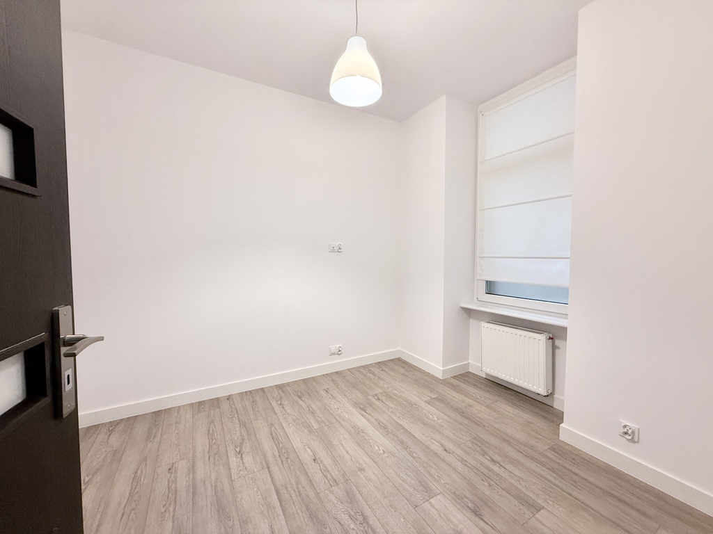 2 pokoje po remoncie w centrum - niski czynsz!