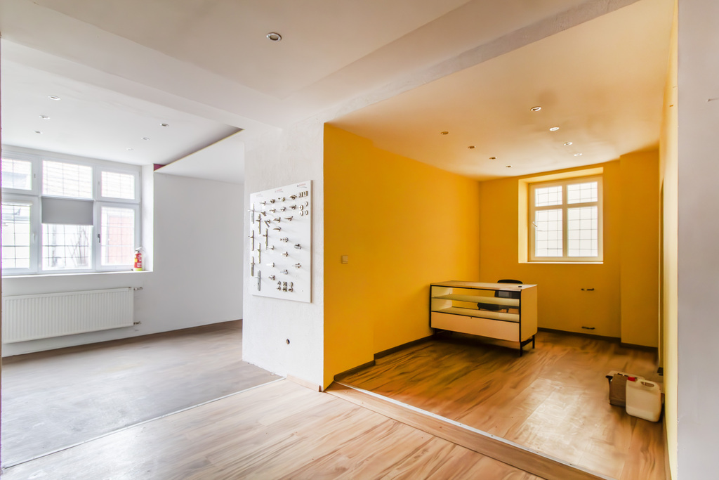 Loft czy biznes? Aż 95 m² na parterze! Czynsz 150